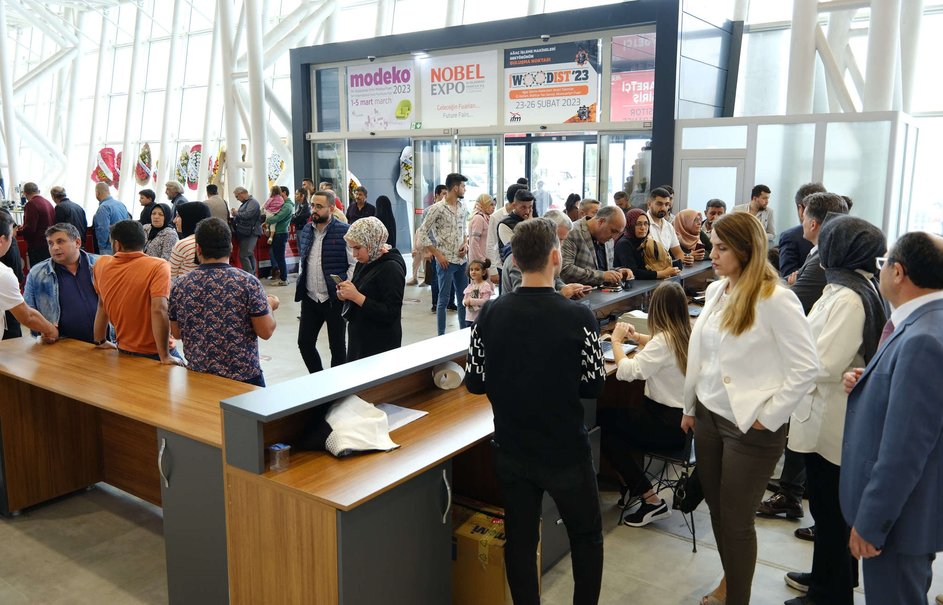 Kayseri’de Anadolu Mobilya Fuarı, 54 Ülkeden Alıcıları Ağırlayacak